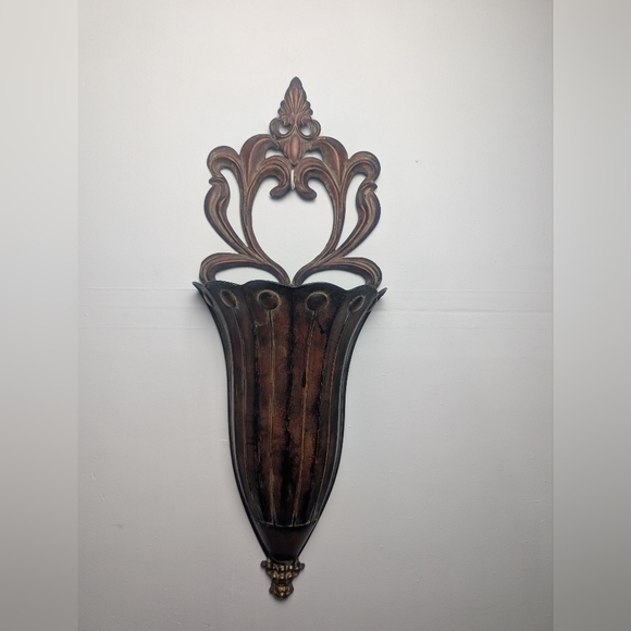 Rustic /Bronze  Decor Metal Large Tall Scalloped Wall Sconce - Picture 3 of 8